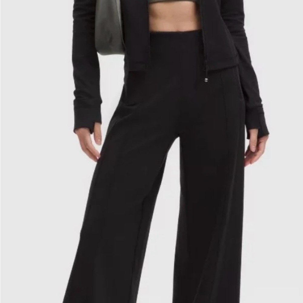Lululemon define high rise Black Women's Wide-Leg Pants